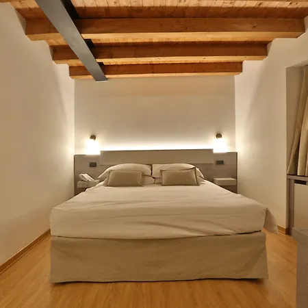 Hotel Joyce 3*