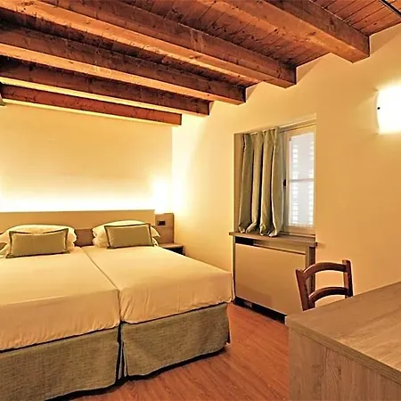 Joyce Hotel 3*