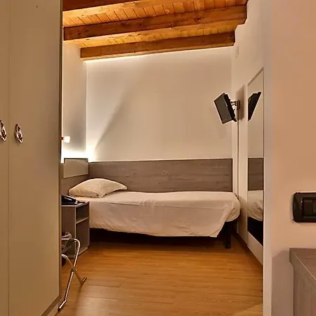 Joyce Hotel