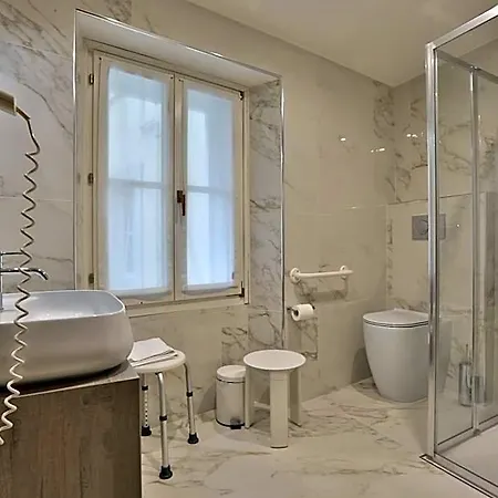 Joyce Hotel 3*